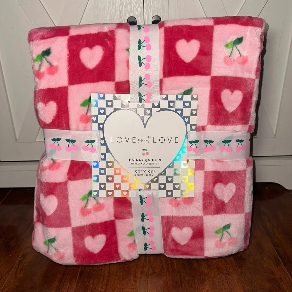 Valentines Checkered Pink Cherry Heart Queen Plush Throw Blanket
